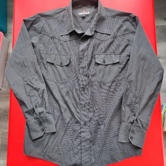 Airwalk long sleeve button down shirt grey stripe men's size M - Picture 1 of 6